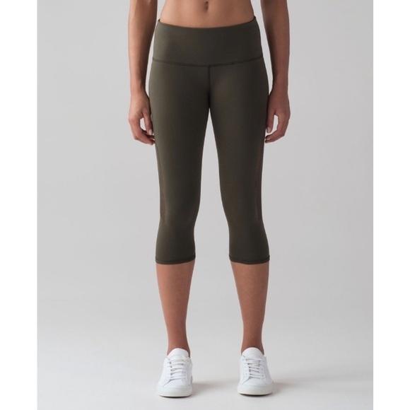 Lululemon Reveal Crop Mid Rise Mesh Detail Leggings 15" / Dark Olive Sz S - Picture 4 of 11